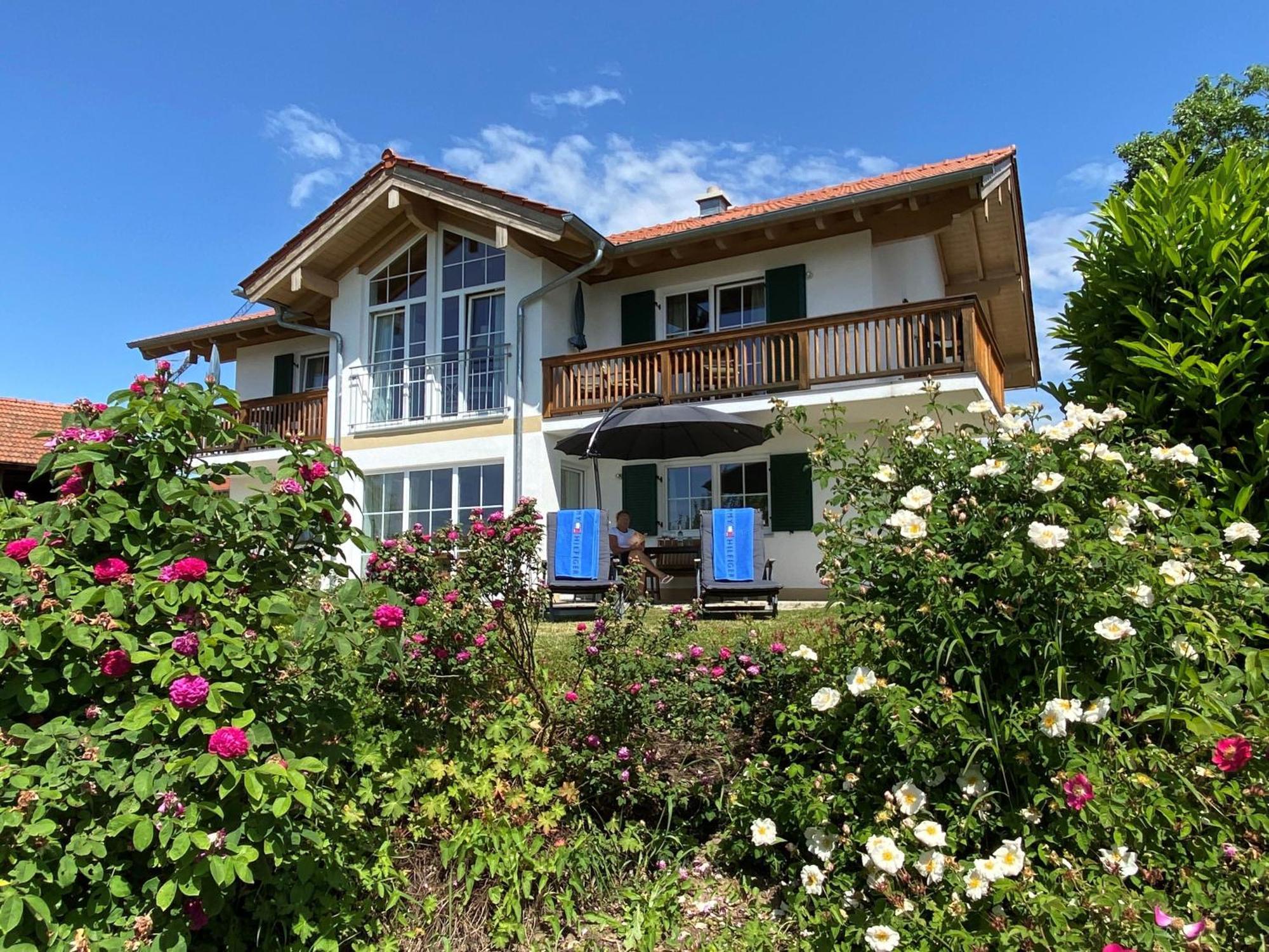 Haus Chiemsee-Blick Gstadt am Chiemsee Luaran gambar